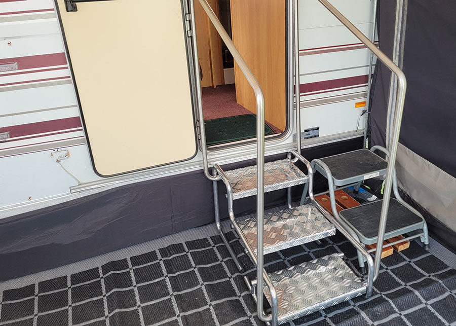 Stay Safe and Stylish: The Ultimate Guide to Selecting the Perfect Caravan Steps