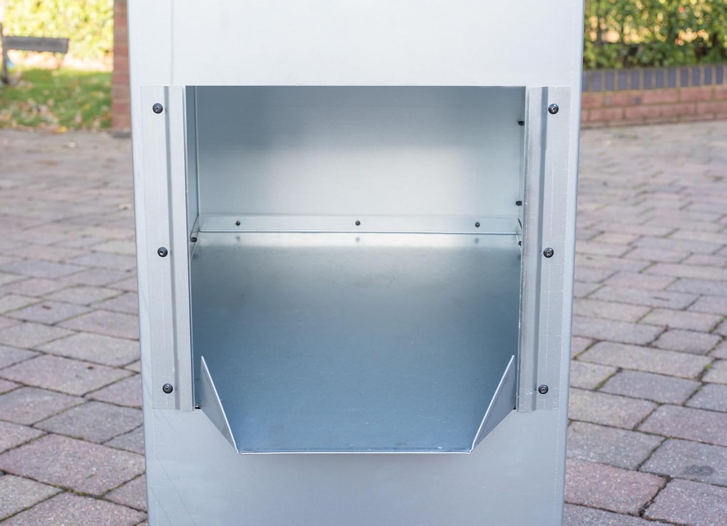 Outdoor Coal Bunker - Image 8